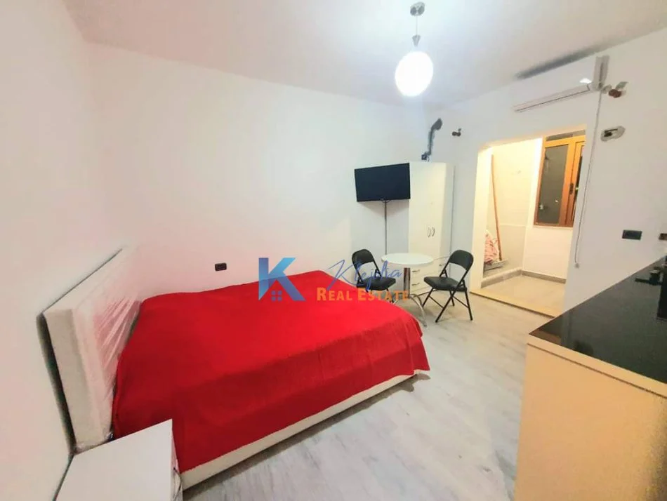 Tirane, jap me qera apartament Kati 3, 27 m² (Xhamllik, ish Profarma)