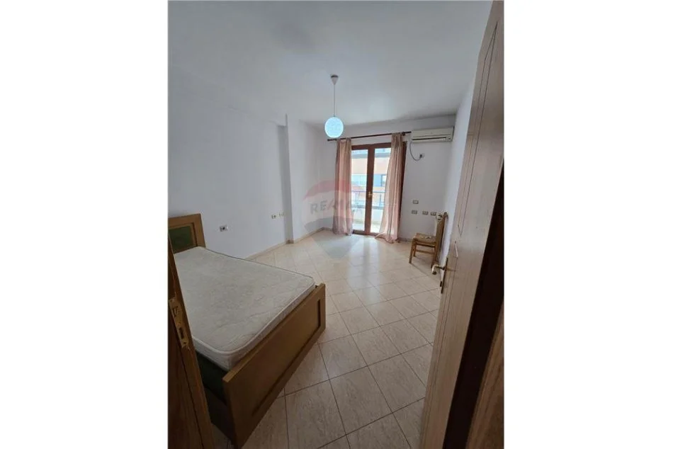 Tirane, shitet apartament 3+1 Kati 5, 141 m² 165.000 € (Rr:ALEKSANDRI I MADH - Astir)