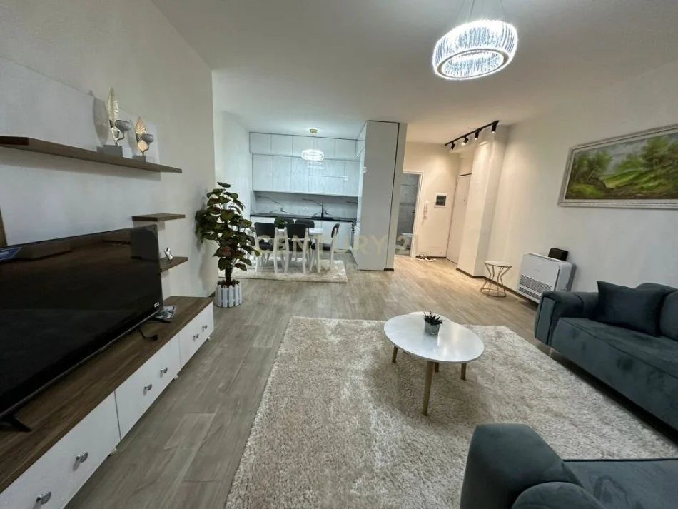 Tirane, shitet apartament 2+1 Kati 2, 110 m² 