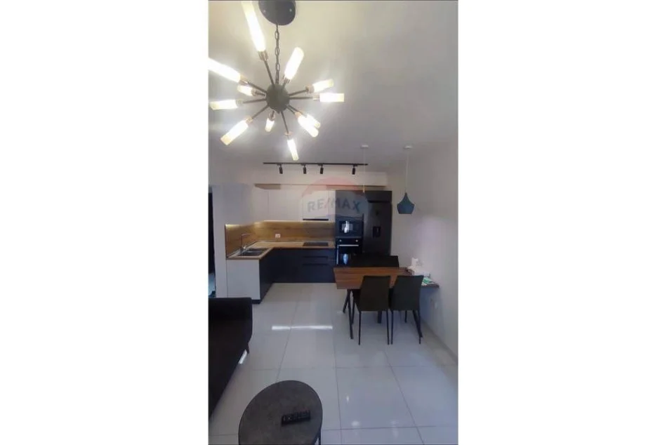 Shqiperi, shitet apartament 1+1 Kati 2, 70 m² 115.000 € (Golem)