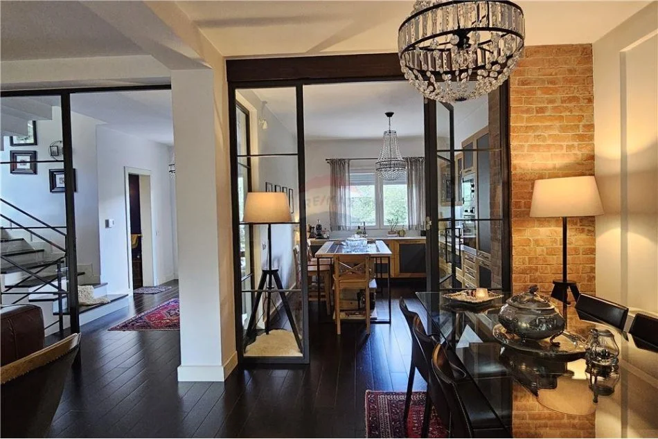 Shqiperi, shitet Vile , 430 m² 730.000 € (Rruga e Vilave - Tegu)