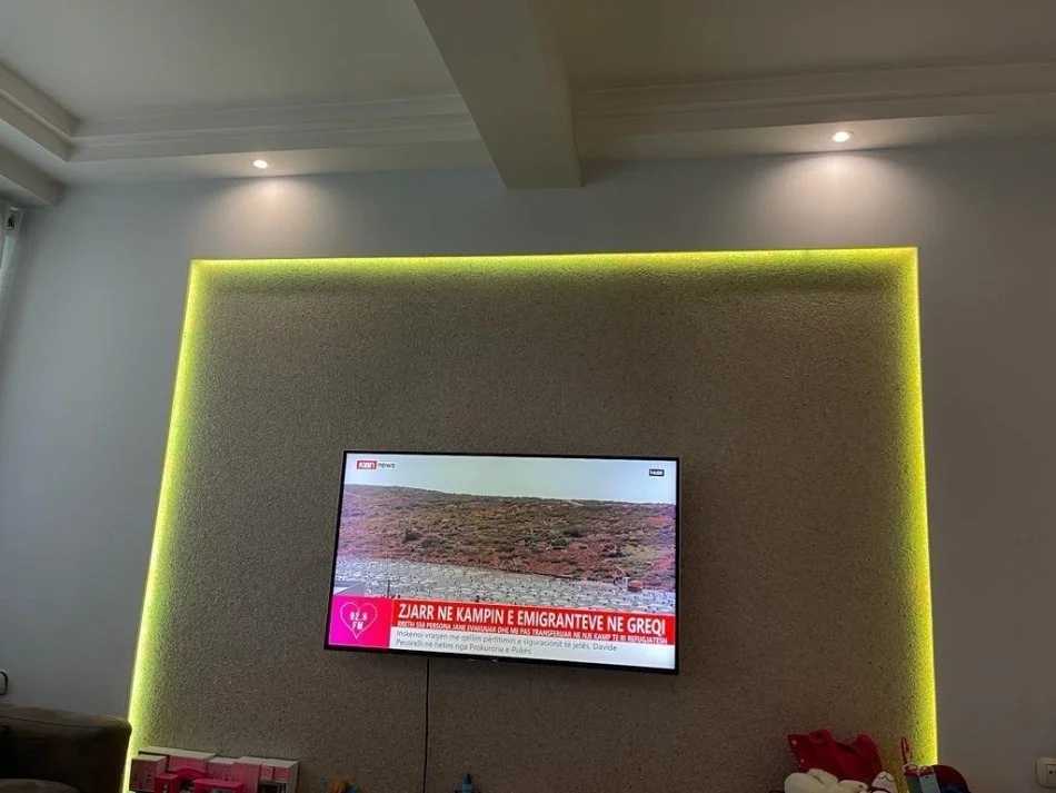 Tirane, shitet apartament 2+1 Kati 3, 128 m² 297.000 € (Myslym Shyr, te fusha e tenisit)