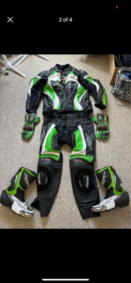 Shkoder, shitet Motociklete gare kawasaki ninja , jeshile 100.000 km