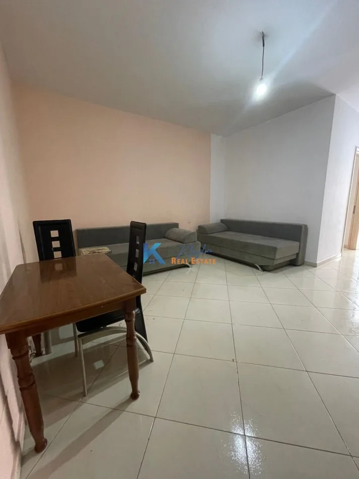 Tirane, jepet me qera apartament 1+1 Kati 2, 65 m² 450 € (Don Bosko, afer Vizion Plus)