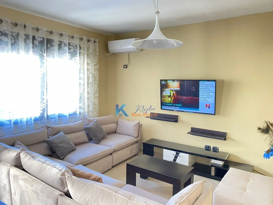 Tirane, jepet me qera apartament 2+1 Kati 10, 113 m² 900 € (Qender, prane Prokurorise se Pergjithshme)