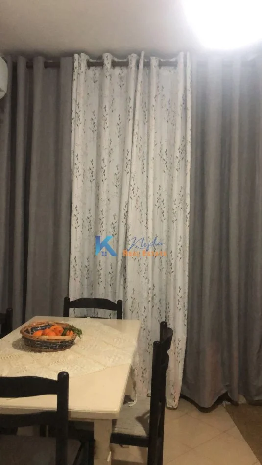 Tirane, jepet me qera apartament 1+1 Kati 3, 65 m² (Astir, afer Vila L)