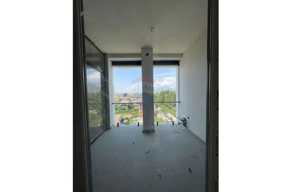 Tirane, shitet apartament 2+1 Kati 5, 118 m² 170.000 € (Treni - Bulevardi i Ri)