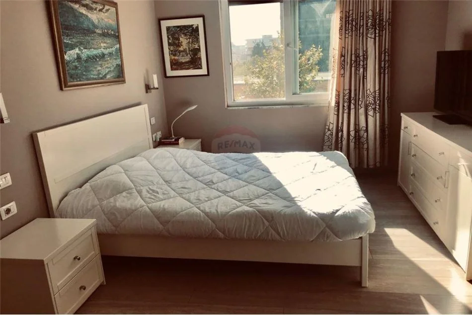 Tirane, shitet apartament 3+1 Kati 3, 135 m² 250.000 € (Rruga Panorama - Don Bosko - Hipoteka)