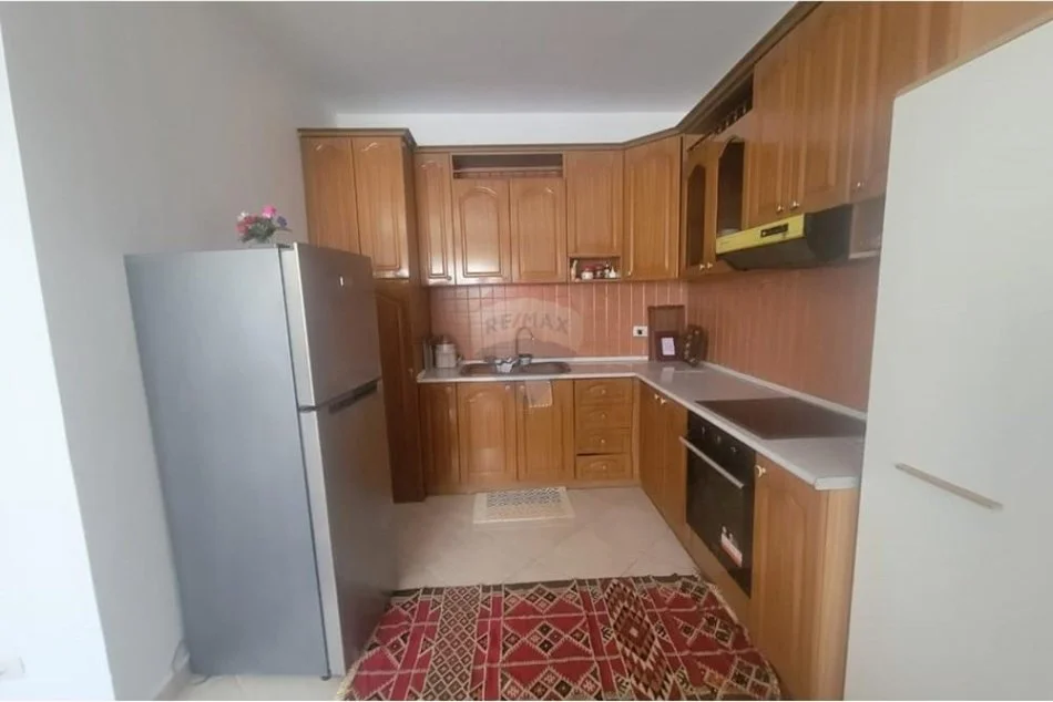 Tirane, shitet apartament 2+1 Kati 8, 120 m² 205.000 € (Bulevardi Zogu I)