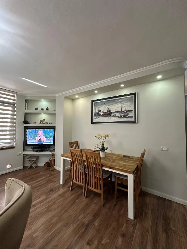 Tirane, shitet apartament 2+1 Kati 6, 76 m² 169.500 € (rruga e kavajes)