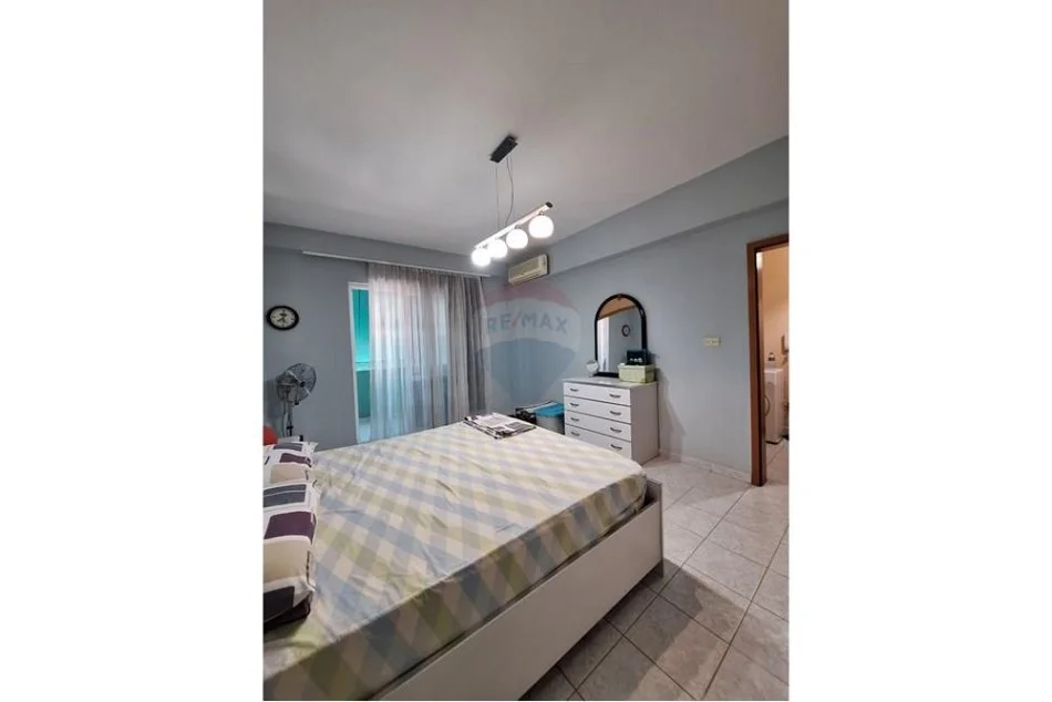 Tirane, shitet apartament 1+1 , 60 m² 130.000 € (Tirana e Re - Rruga Sami Frashëri)