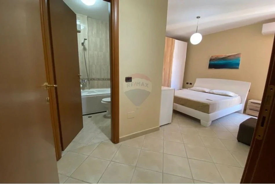 Tirane, jepet me qera apartament 2+1 Kati 10, 103 m² 900 € (General Prosecutor's Office - Center)