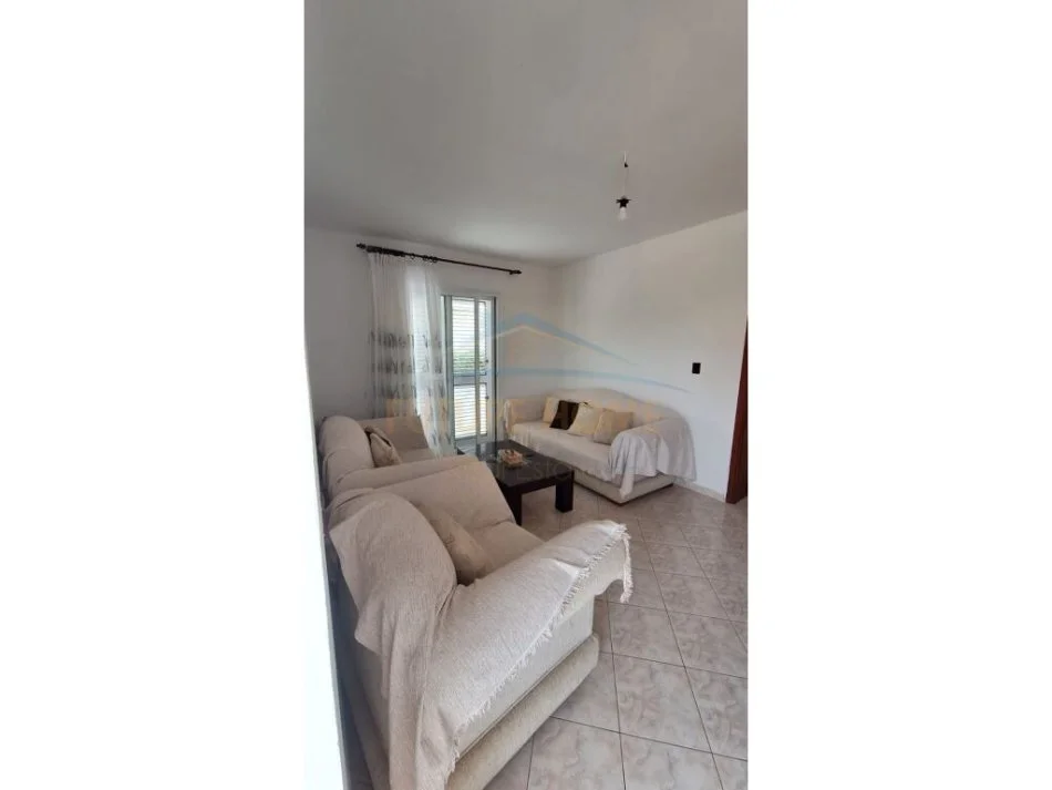 Shitet, Apartament 2+1, Skelë, Vlorë.  RV41489