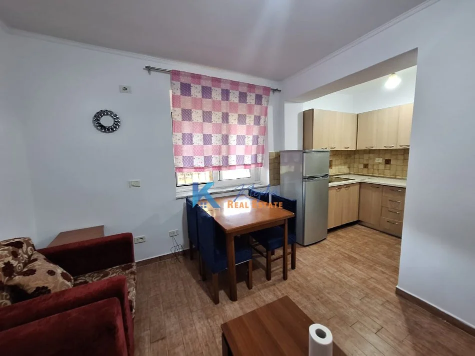 Tirane, jepet me qera apartament 2+1 Kati 2, 74 m² (Rruga Mine Peza, afer Hotel Kruja)