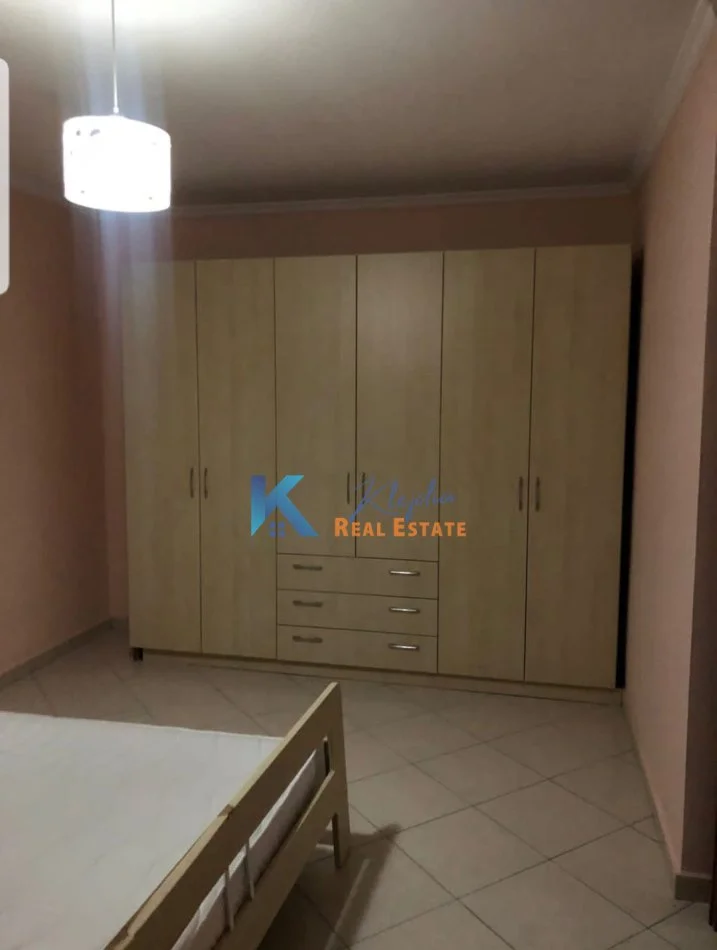 Tirane, jap me qera apartament 2+1+Ballkon Kati 5, 100 m² 550 € (Don Bosko)