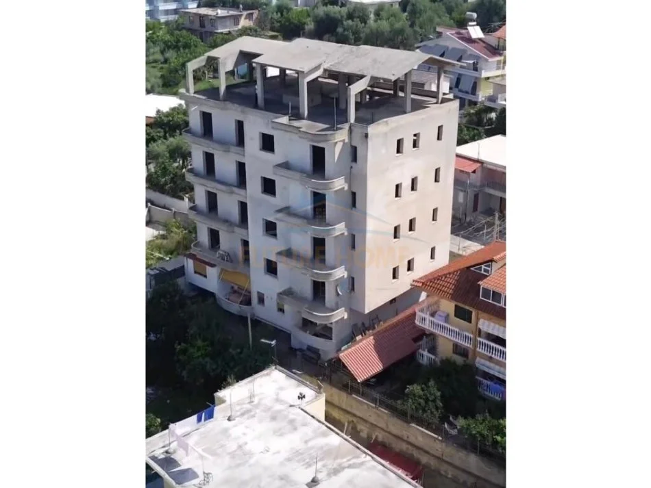 Vlore, shitet Vile , 1.549 m² 1.500.000 € (Lungomare) RV 44280