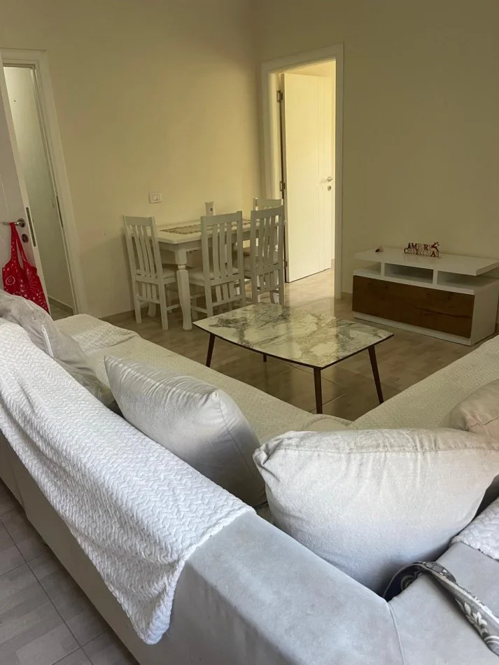 Tirane, shitet apartament 2+1+Ballkon Kati 5, 88 m² 100.000 € (fresk)