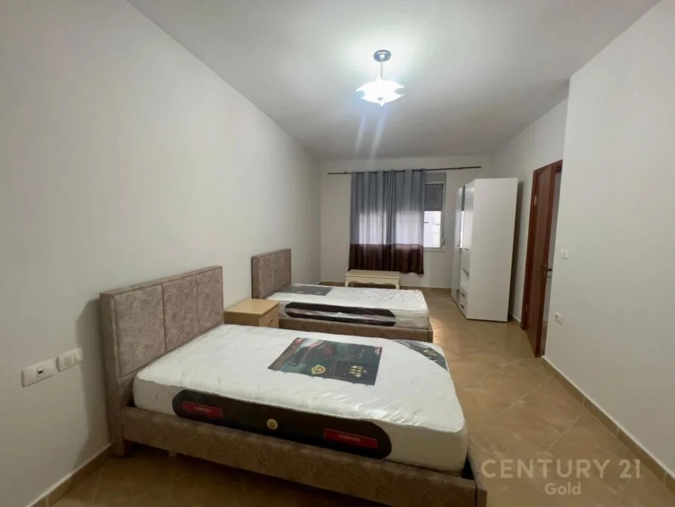 Tirane, jepet me qera apartament 1+1+Ballkon Kati 6, 550 € (Rruga e Dibres)