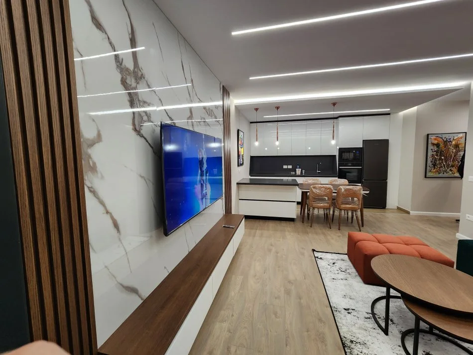 Tirane, jepet me qera apartament 2+1 Kati 3, 116 m² 900 € (Don Bosko, Trio Tower Residence)