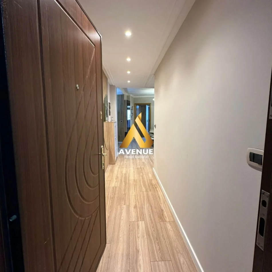 Tirane, shitet apartament 2+1+Ballkon Kati 9, 112 m² 235.000 € (myslym shyri)