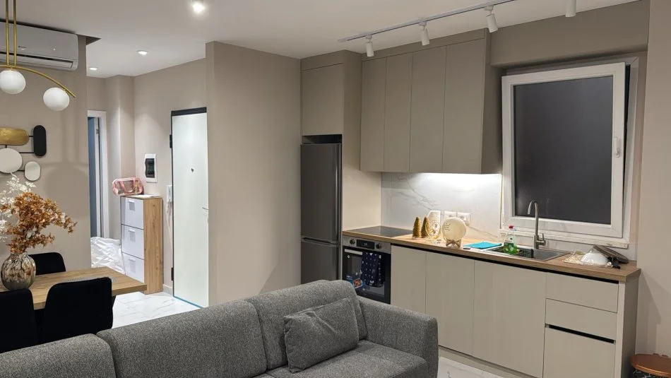 Tirane, jepet me qera apartament 2+1 , 120 m² 800 € (Trio Tower Residence, Don Bosko)