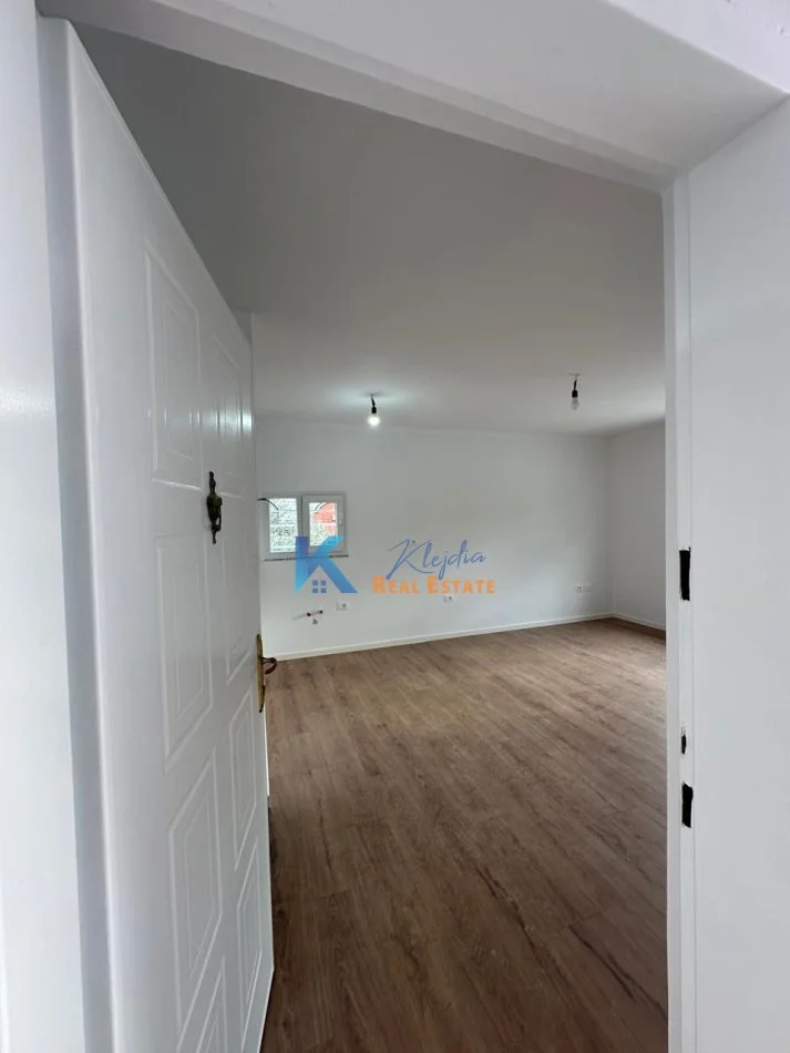 Tirane, shes apartament 1+1 Kati 2, 57 m² 75.000 € (Allias)