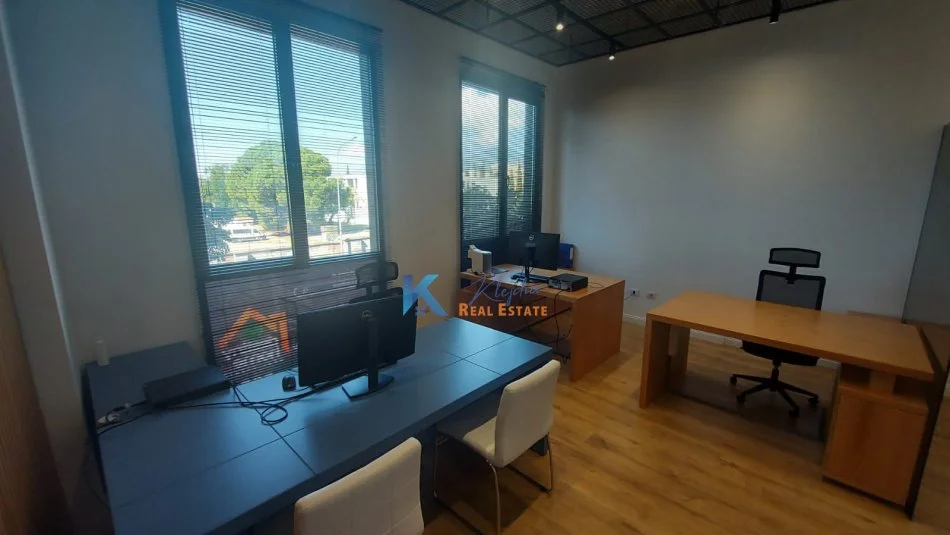 Tirane, shitet zyre Kati 1, 42 m² 126.000 € (KOMPLEKSI ASL)