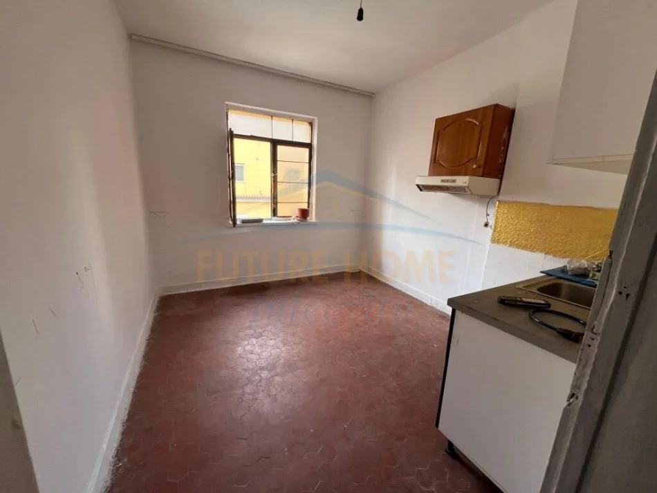 Tirane, shitet apartament 2+1+Aneks+Ballkon Kati 3, 66 m² 133.000 € (hoxha tahsin)
