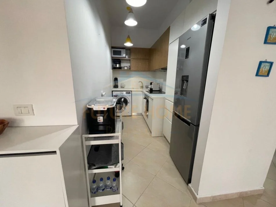 Gjiri Lalezit | Hamallaj, shitet apartament ne plazh 2+1+Aneks+Ballkon Kati 0, 70 m² 250.000 € (Lura 3 Gjiri i Lalzit.)