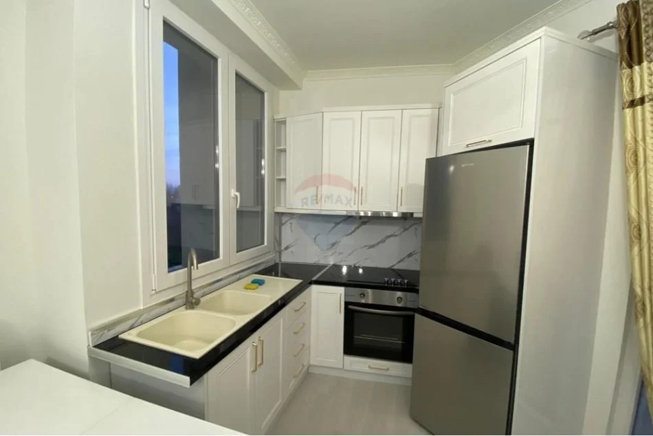 Tirane, jepet me qera apartament 1+1 Kati 6, 75 m² 500 € (Astir)