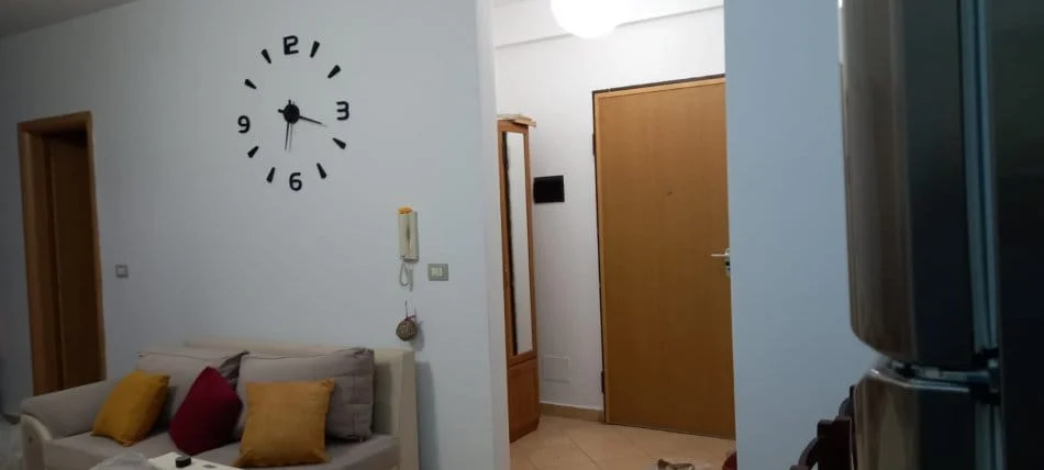 Tirane, jepet me qera apartament 2+1 Kati 4, 107 m² 500 € (Astir, prane Ozone)