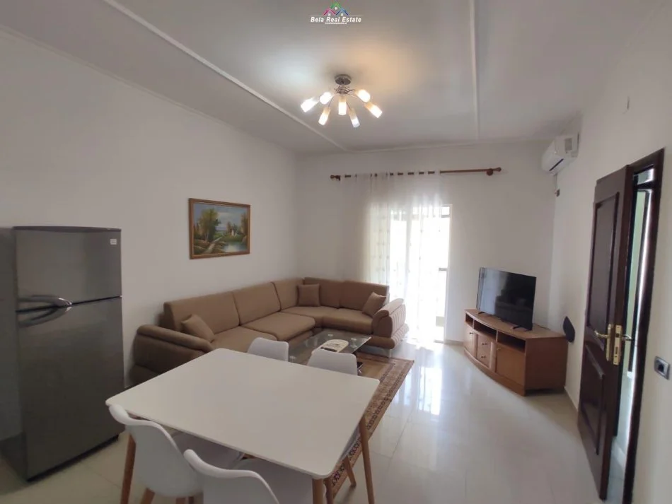 Tirane, jepet me qera apartament 1+1 Kati 2, 70 m² 500 € (Shkolla e Baletit, prane Lej &amp; Laj)