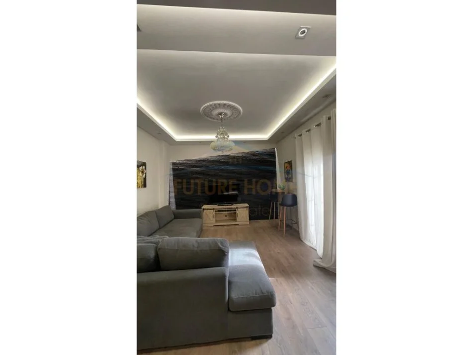 Tirane, shitet Vile 4 Katshe Kati 0, 175 m² 1.380.000 € (Rruga Selaudin Zorba, AREA39535)