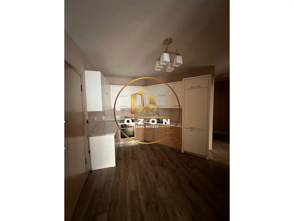 Tirane, shitet apartament 2+1+Ballkon Kati 3, 127 m² 146.050 € (Astir)