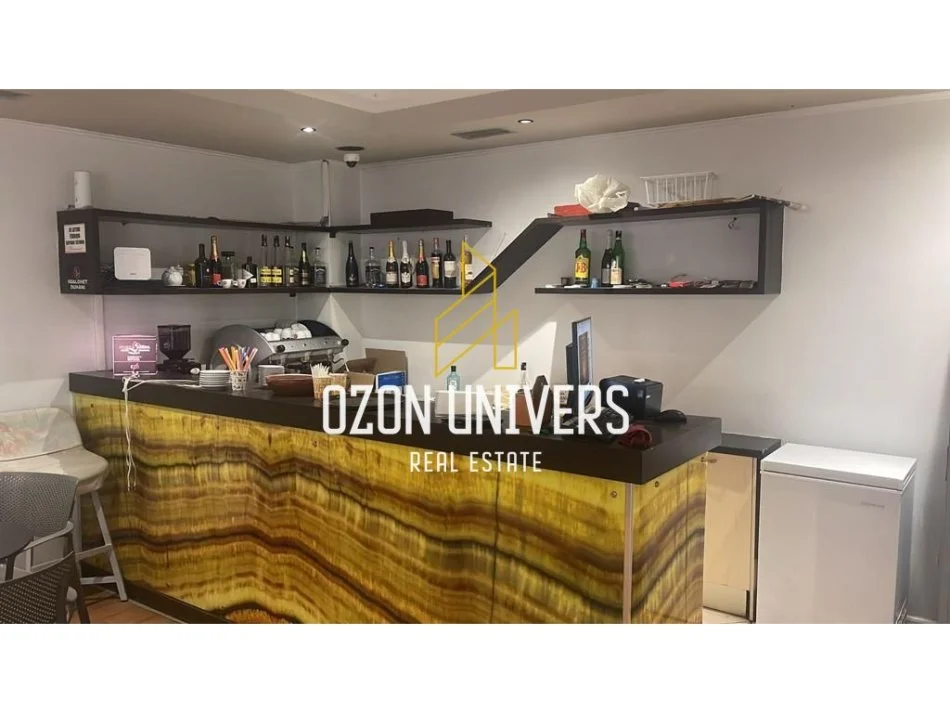 Tirane, shitet lokal Kati 0, 84 m² (Idriz Dollaku)