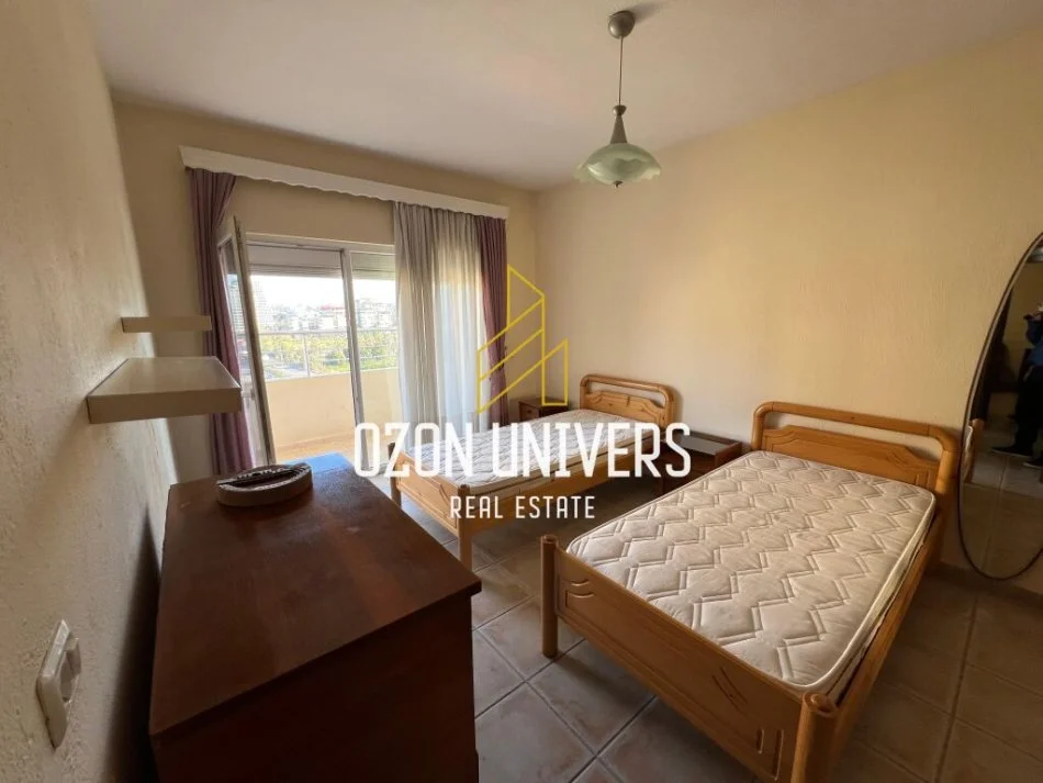 Tirane, jepet me qera apartament 1+1 Kati 8, 72 m² 580 € 