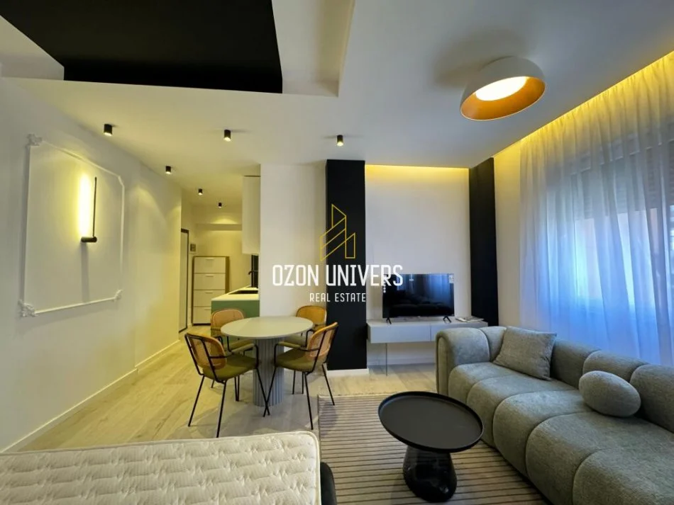 Tirane, jepet me qera garsonier 1+1 Kati 5, 38 m² 500 € (Komuna e Parisit)