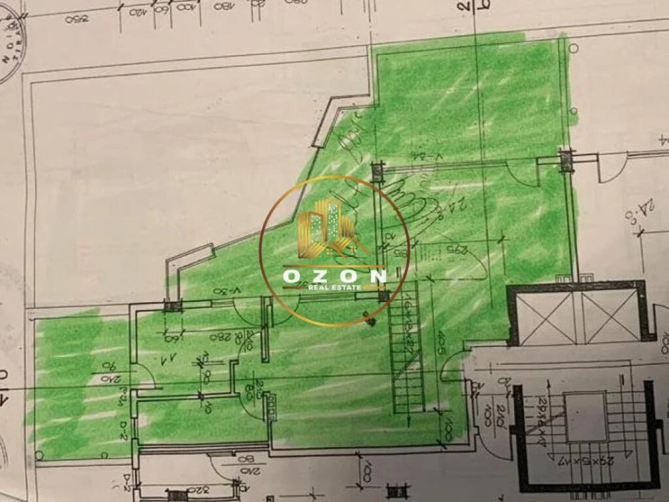 Tirane, shitet apartament duplex 3+1+Ballkon Kati 7, 309 m² 550.000 € (blloku)