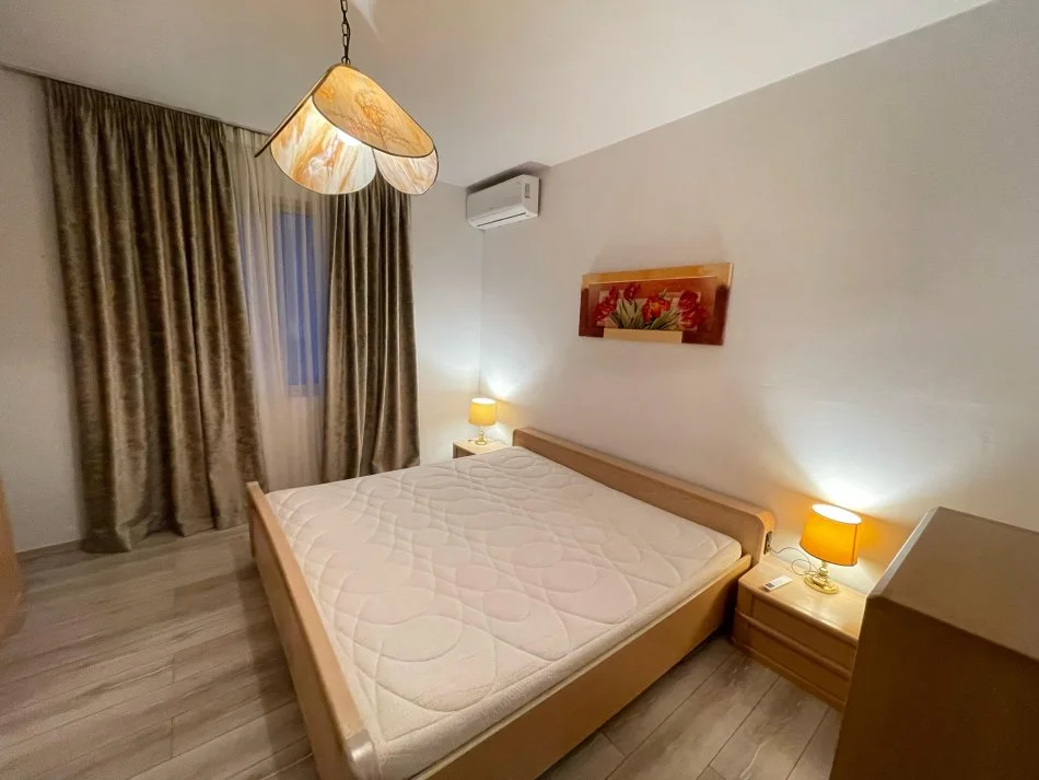 Tirane, shitet apartament 1+1 Kati 2, 85 m² 180.000 € (Kopshti Zoologjik)