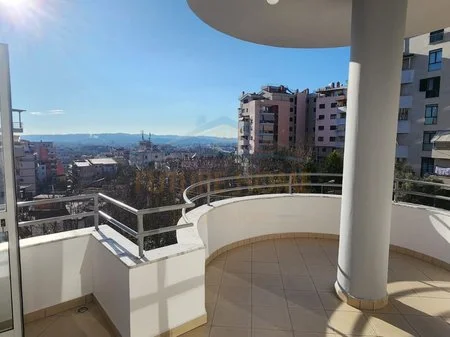 Tirane, shitet apartament 1+1 Kati 4, 64 m² 