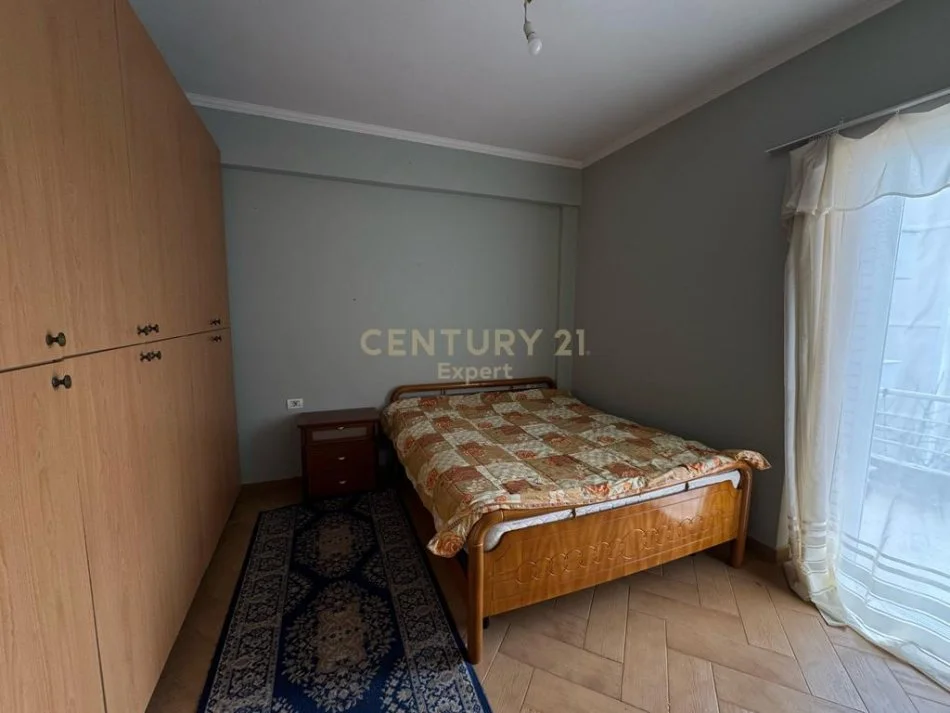 Tirane, jepet me qera apartament 2+1+Ballkon Kati 2, 95 m² 370 € (KODRA E PRIFTIT)