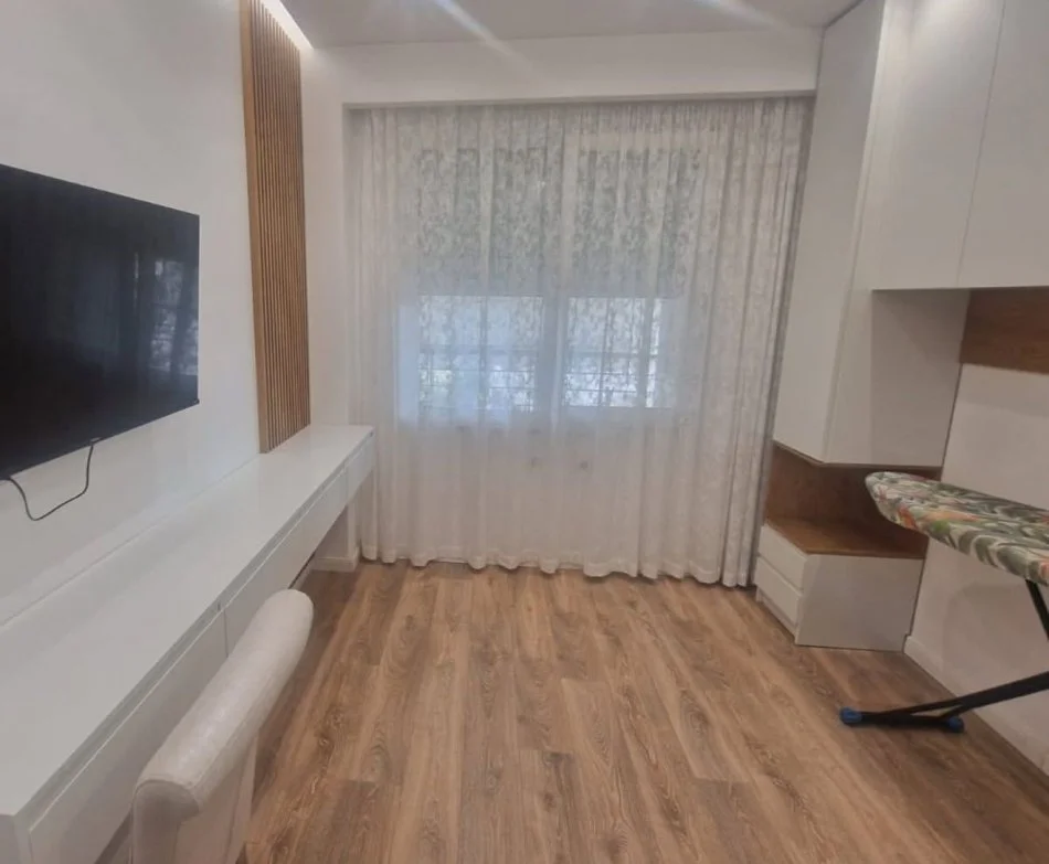 Tirane, shitet apartament 2+1 , 101 m² 290.000 € (Komuna e Parisit)