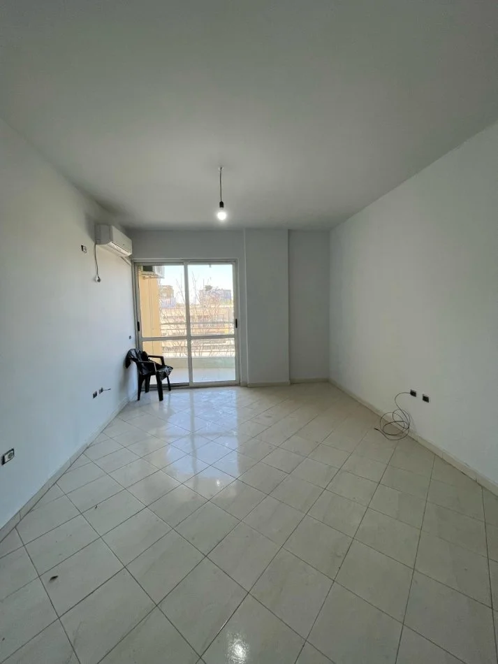 Tirane, shitet apartament 1+1 Kati 2, 66 m² 110.000 € (Rruga Dritan Hoxha)