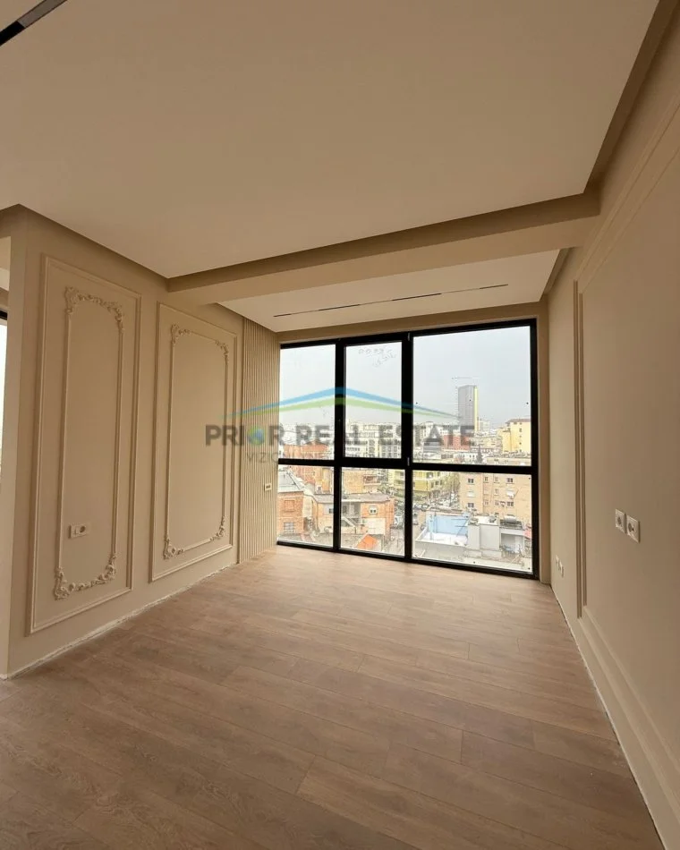 Tirane, jepet me qera apartament 2+1+Ballkon Kati 5, 104 m² 1.500 € (Mine Peza)