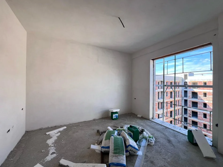 Tirane, shitet apartament 2+1 Kati 6, 143.000 € (UNIVERS CITY)