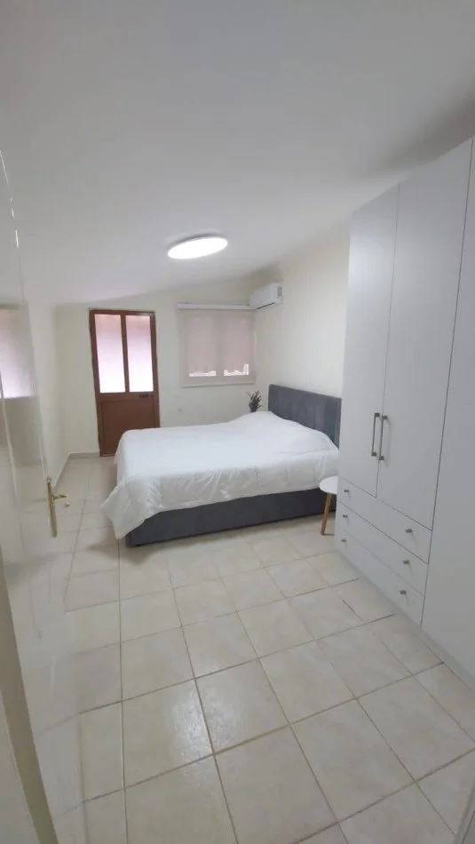 Tirane, jepet me qera shtepi 2+1 Kati 0, 120 m² 120 € (Qender)