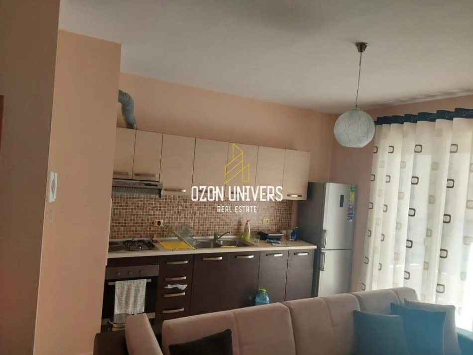 Tirane, shitet apartament 3+1+Ballkon Kati 2, 136 m² 290.000 € (Kopshti Zoologjik)