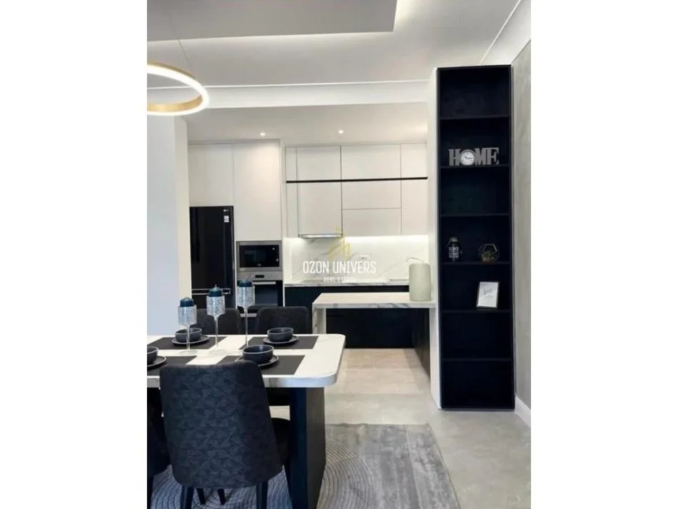 Tirane, jepet me qera apartament 2+1+Ballkon Kati 0, 139 m² 1.500 € (Rezidencë në TEG)