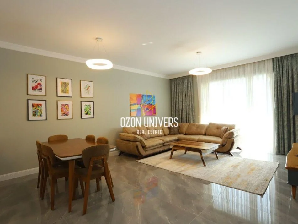 Tirane, jepet me qera apartament 2+1+Ballkon Kati 1, 129 m² 1.400 € (Rezidencë në TEG)