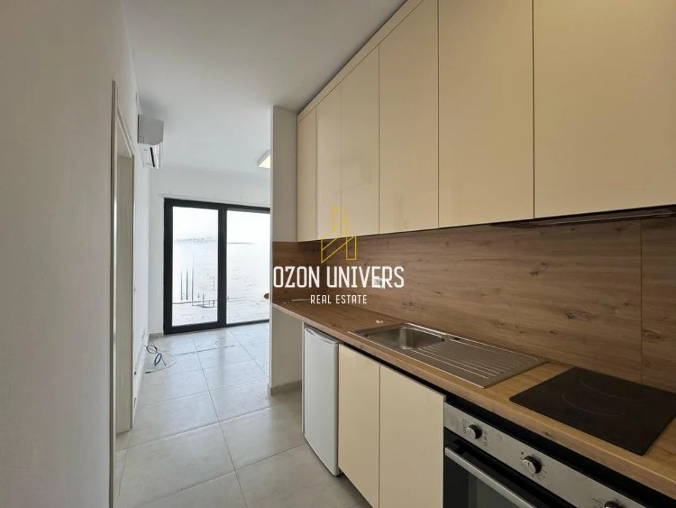 Tirane, jepet me qera apartament 1+1+Ballkon Kati 7, 50 m² 600 € (Myslym Shyr)